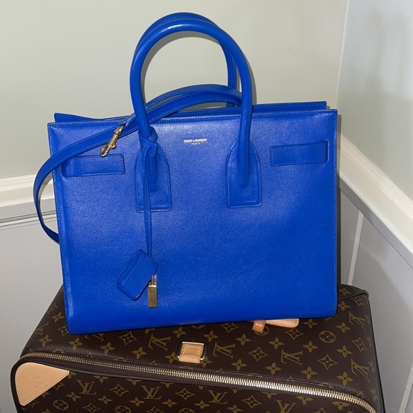 Saint Laurent Paris SAC DE JOUR MEDIUM Blue Italy Leather Strap - Picture 12 of 12